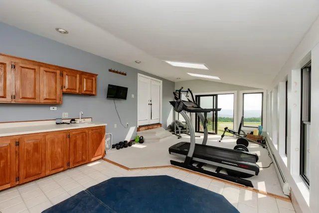 $634,900 | 380 Voter Hill Road, Farmington, ME 04938