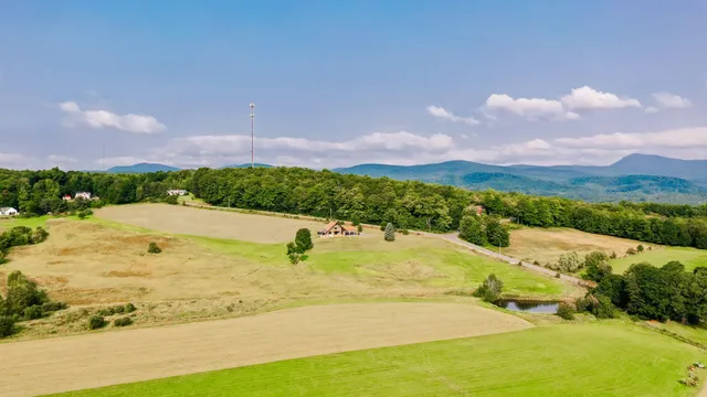 $634,900 | 380 Voter Hill Road, Farmington, ME 04938