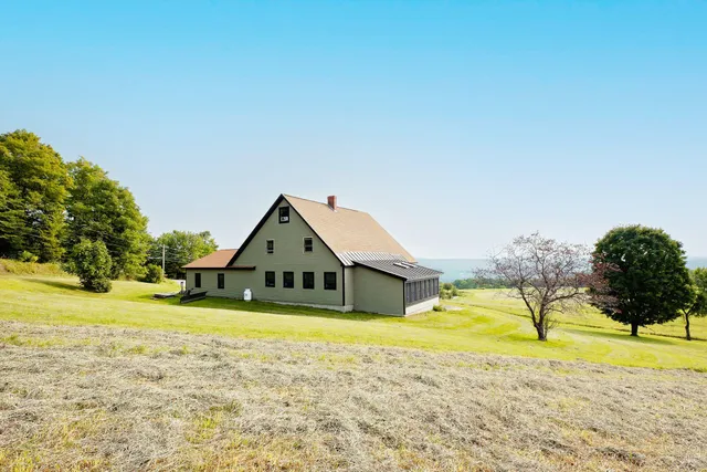 $634,900 | 380 Voter Hill Road, Farmington, ME 04938