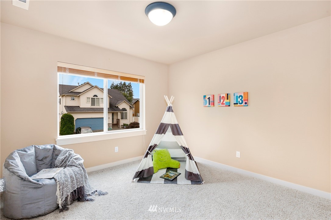 1904 Redmond Avenue Northeast Renton, WA 98056 - Photo 20 of 25 Gallery Image 20