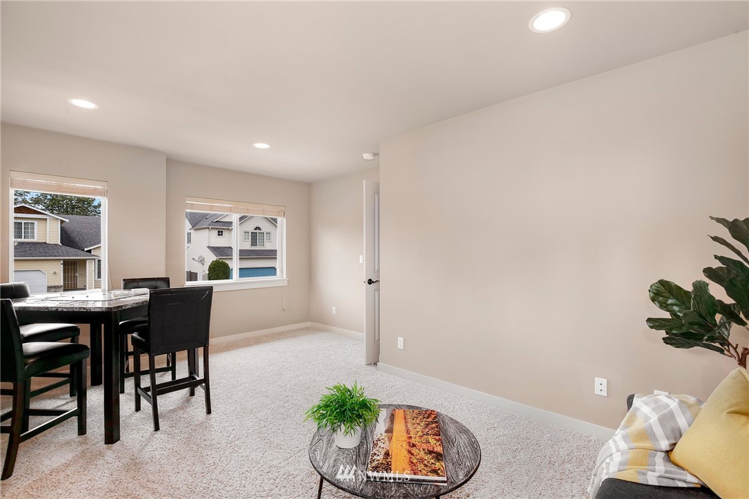 1904 Redmond Avenue Northeast Renton, WA 98056 - Photo 22 of 25 Gallery Image 22
