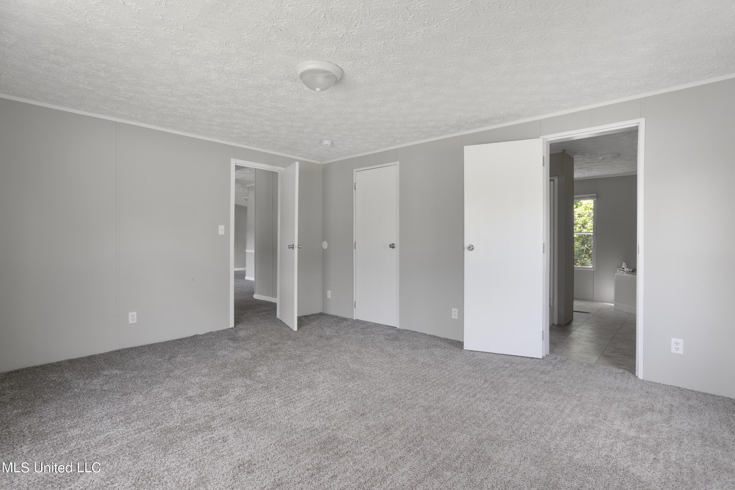 11612 Independence Road Moss Point, MS 39562 - Photo 11 of 23 013