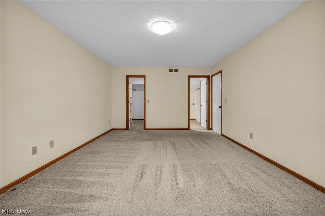 9842 Johnnycake Ridge Road Mentor, OH 44060 - Photo 23 of 40