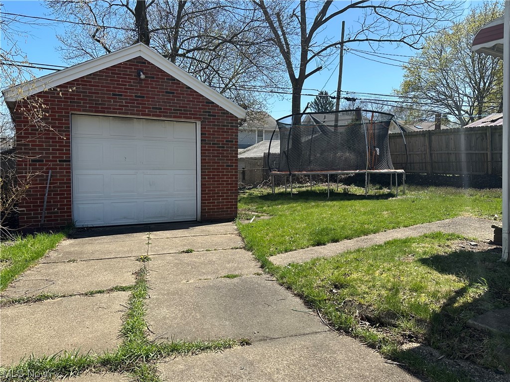 1087 North Main Street Akron, OH 44310 - Photo 5 of 18