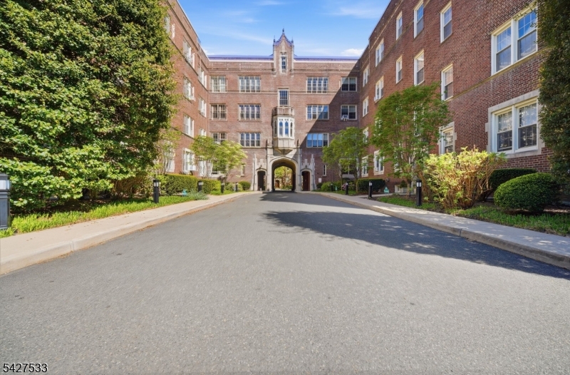133 Summit Avenue, Unit 43 Summit, NJ 07901 - Photo 1 of 20