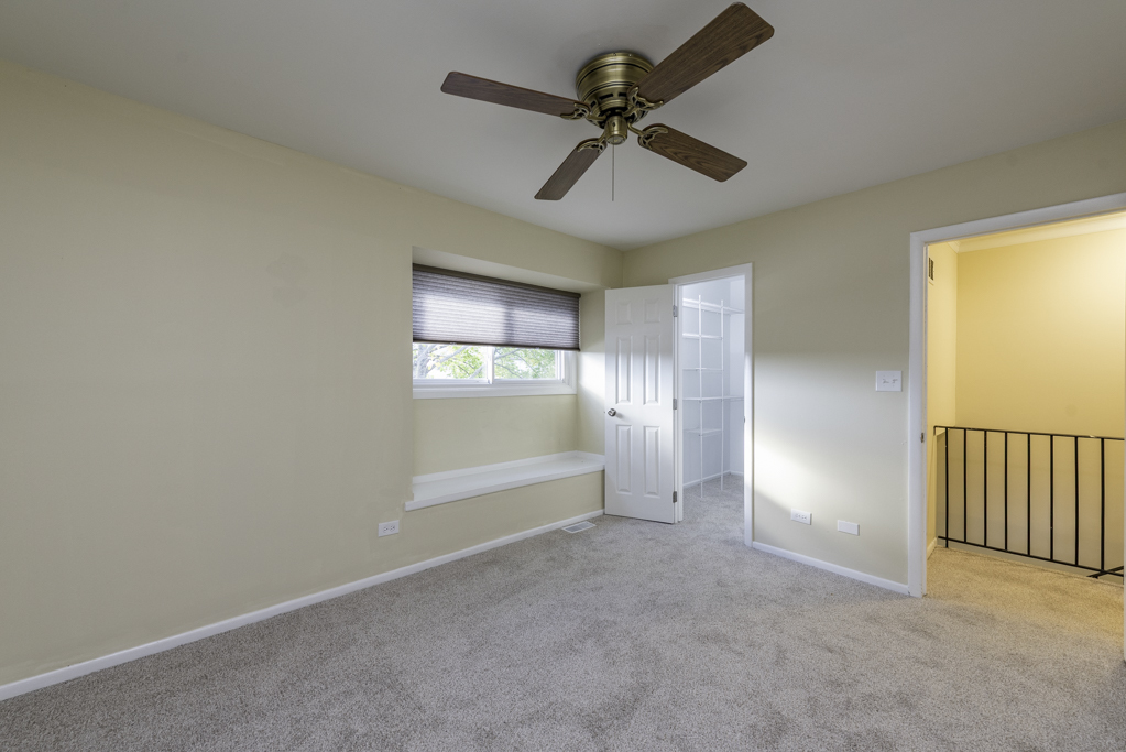 2634 Woodview Court Waukegan, IL 60087 - Photo 17 of 26