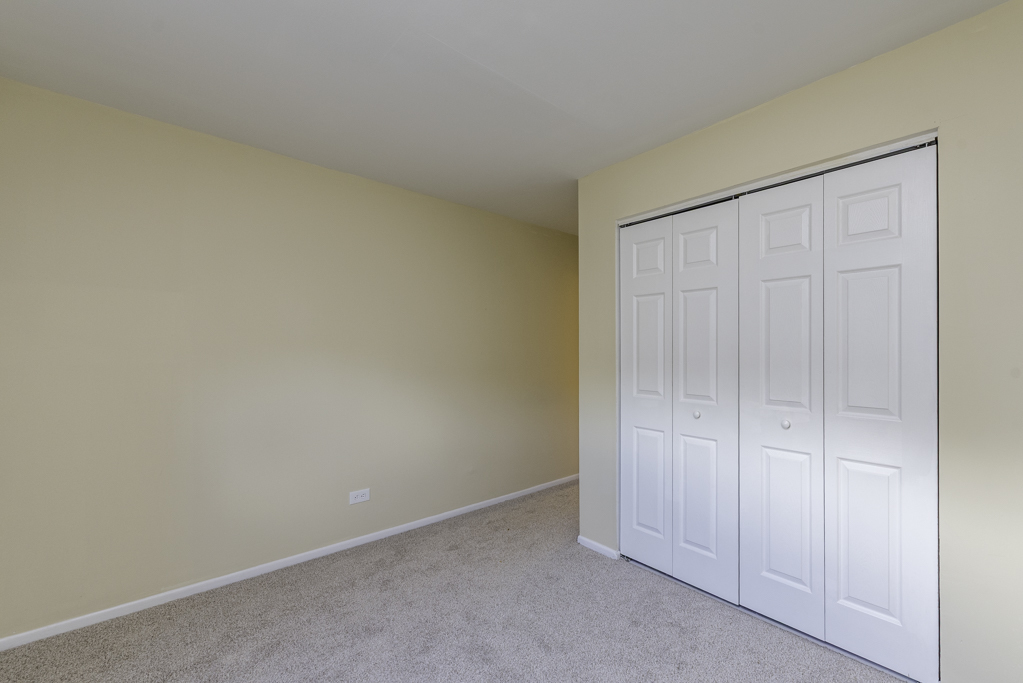 2634 Woodview Court Waukegan, IL 60087 - Photo 20 of 26