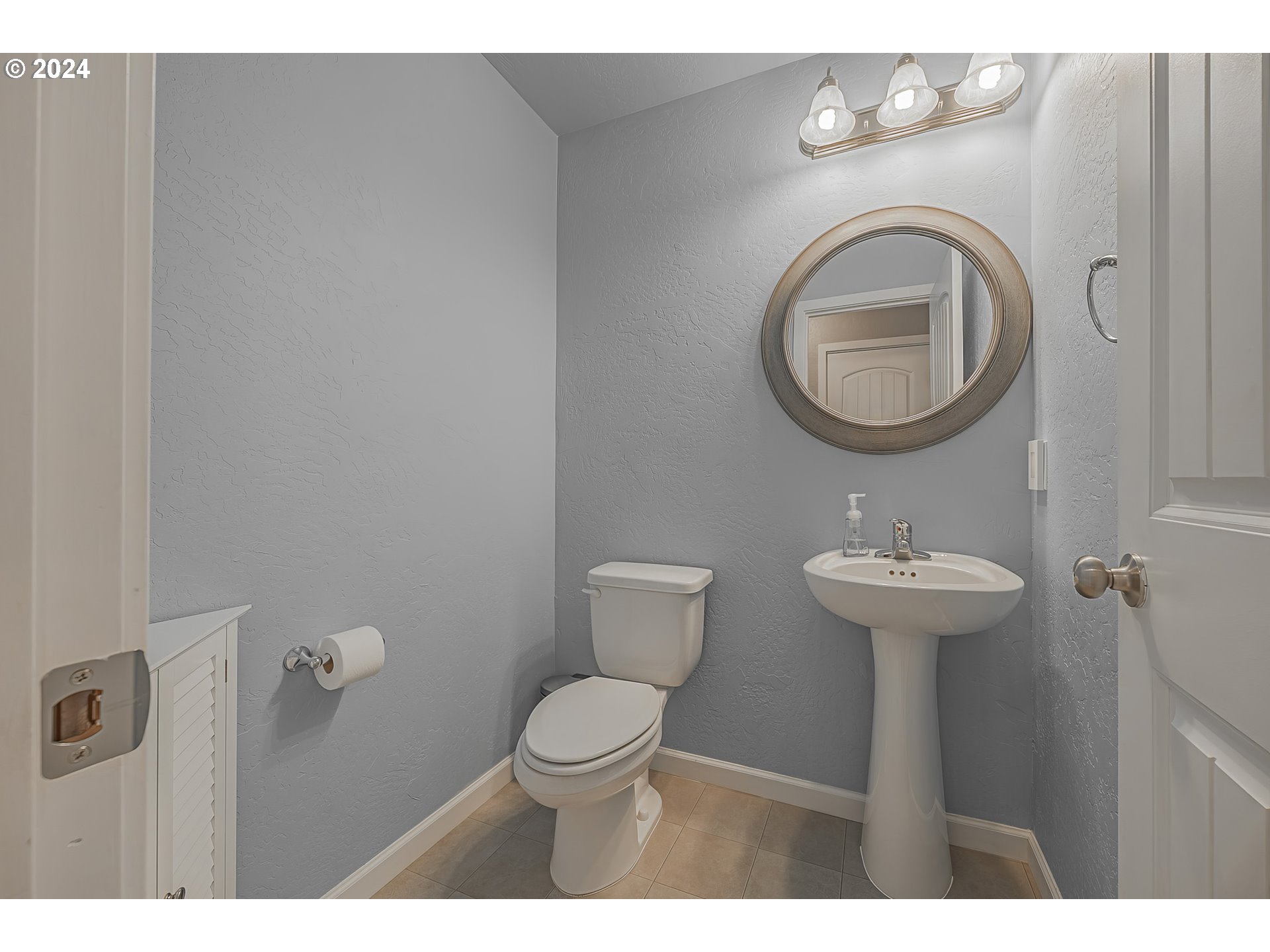 64419 Beaver Loop Road North Bend, OR 97459 - Photo 14 of 48 Gallery Image 14