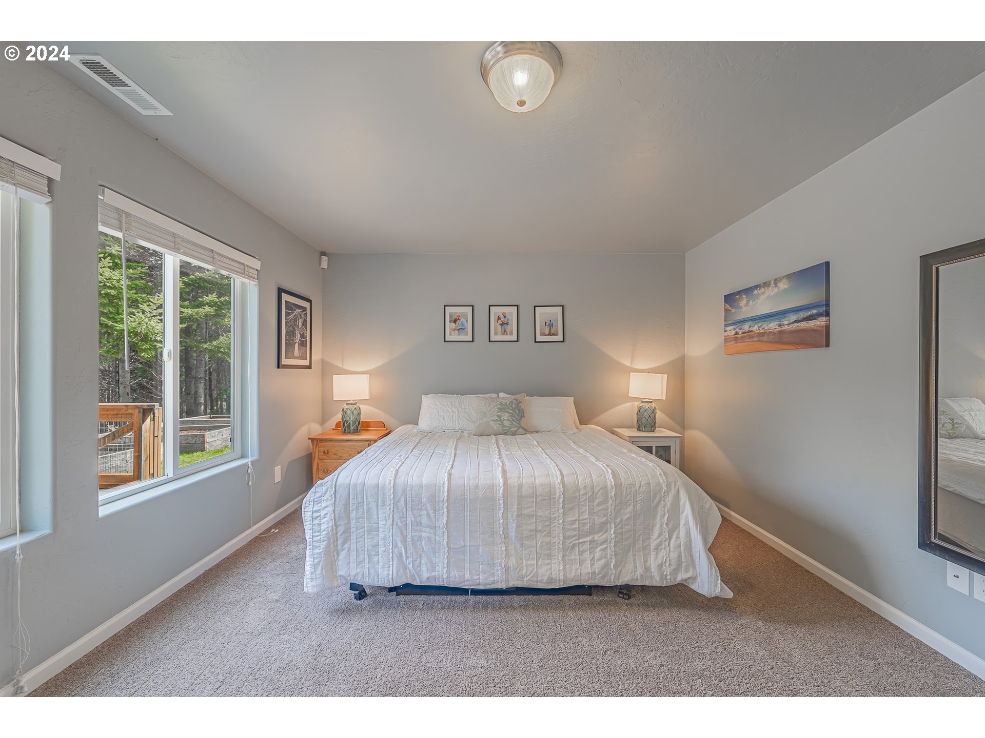 64419 Beaver Loop Road North Bend, OR 97459 - Photo 17 of 48 Gallery Image 17