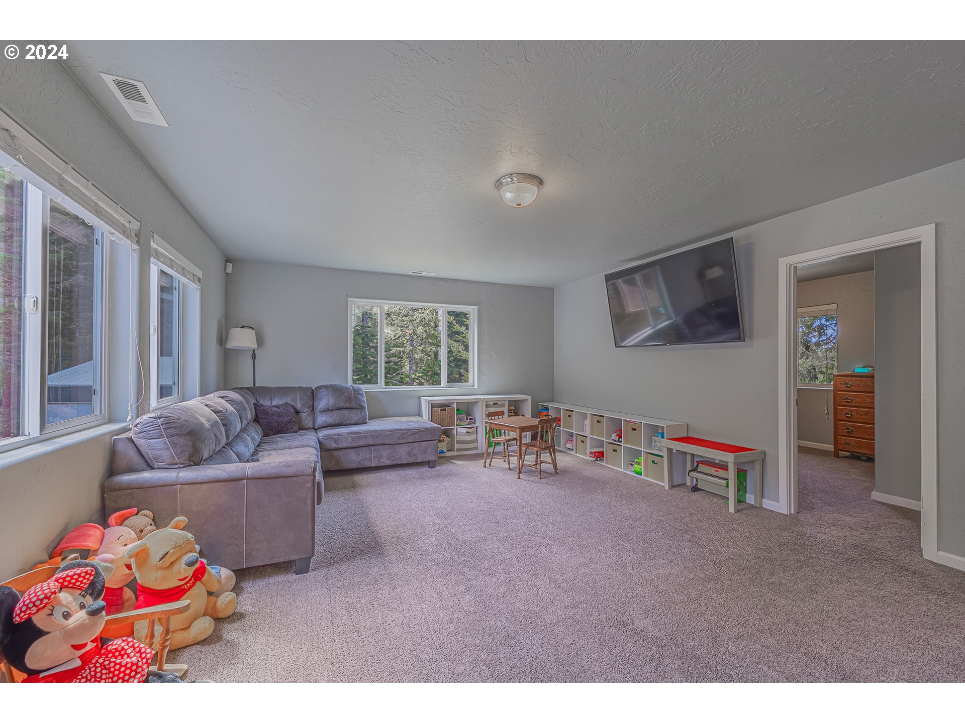 64419 Beaver Loop Road North Bend, OR 97459 - Photo 25 of 48 Gallery Image 25