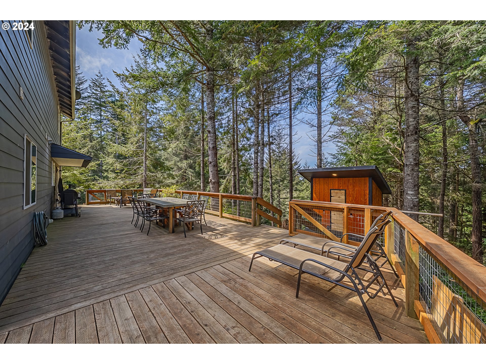 64419 Beaver Loop Road North Bend, OR 97459 - Photo 40 of 48 Gallery Image 40
