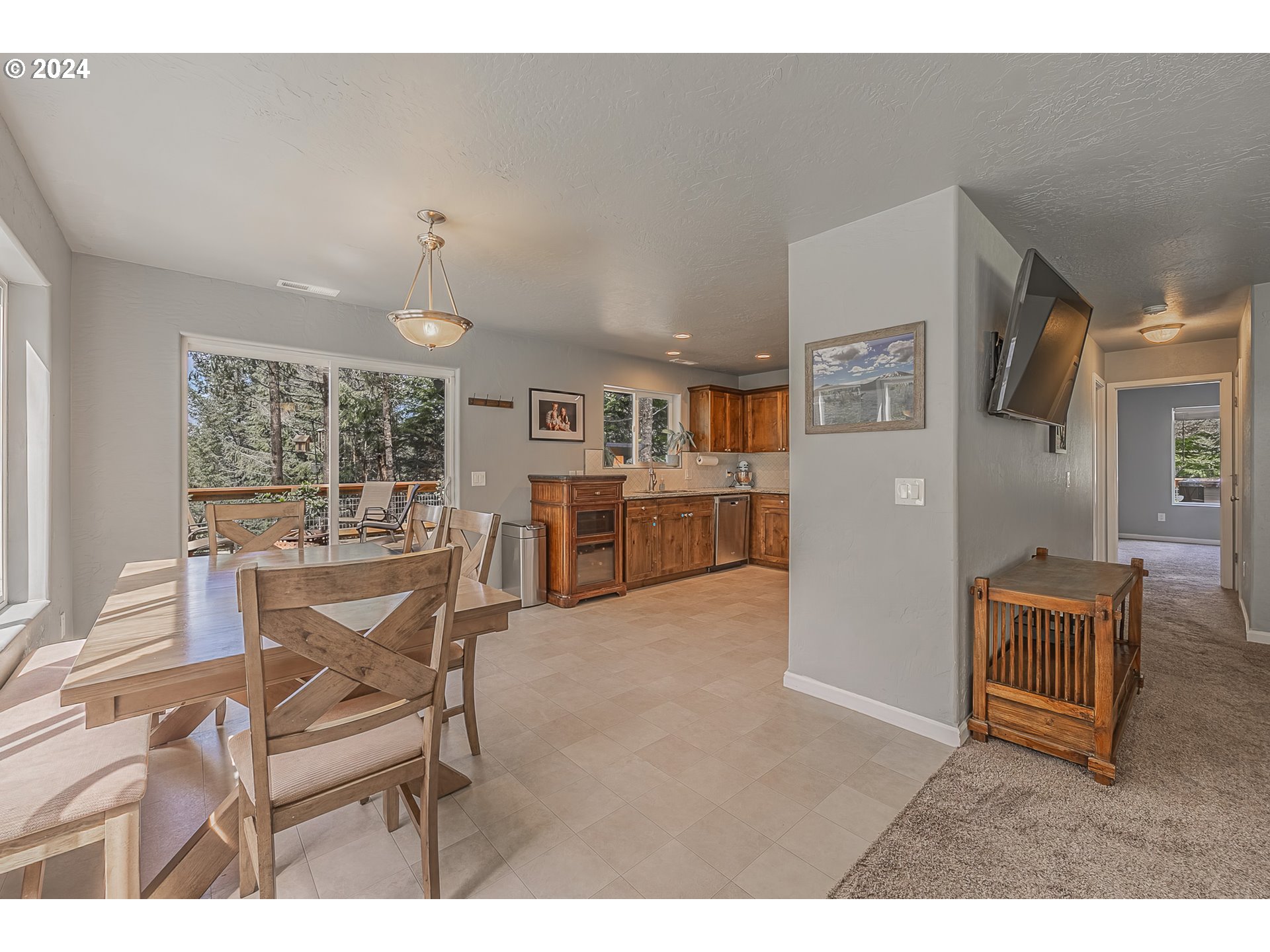 64419 Beaver Loop Road North Bend, OR 97459 - Photo 10 of 48 Gallery Image 10