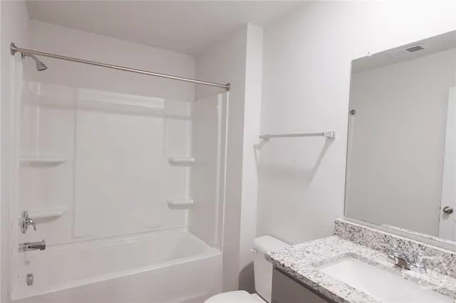 $2,600 | 393 Coconut Drive, Bloomingdale, GA 31302