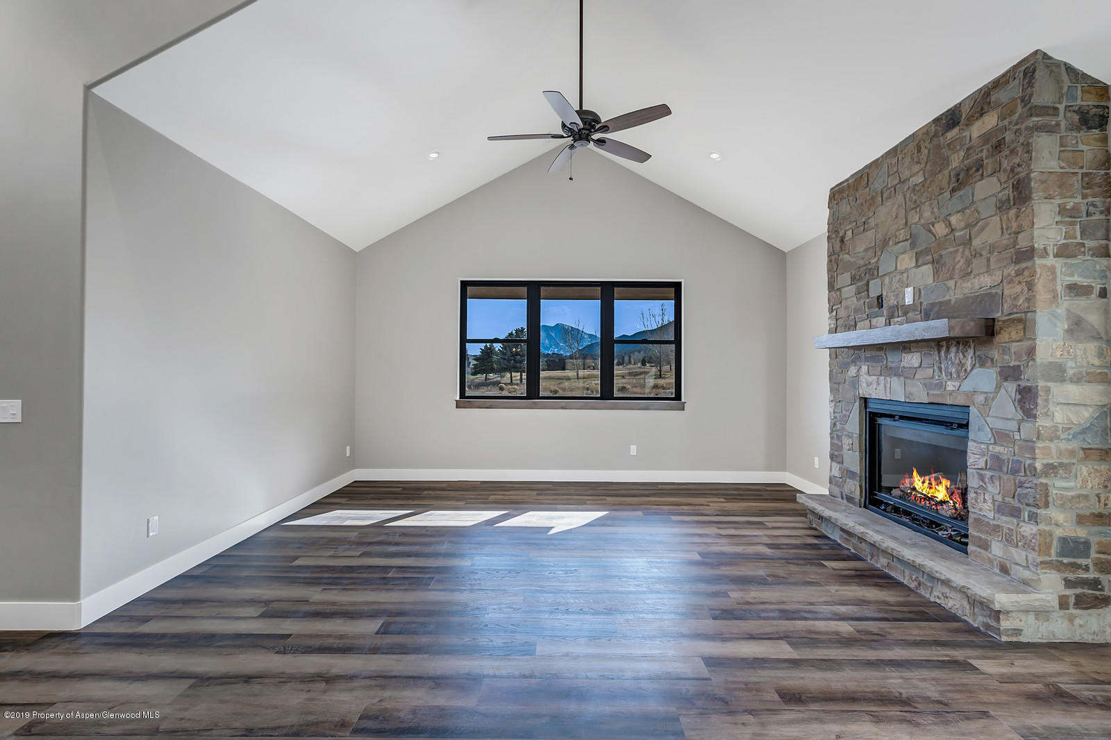 602 Saddleback Road Carbondale, CO 81623 - Photo 5 of 33 Mt Sopris framed