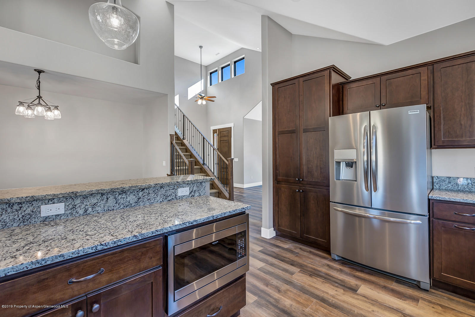 602 Saddleback Road Carbondale, CO 81623 - Photo 8 of 33 Granite Counters & Rich Cabinetry