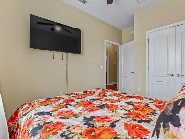 $257,400 | 420 North Charles Willis Drive, Midway, FL 32343