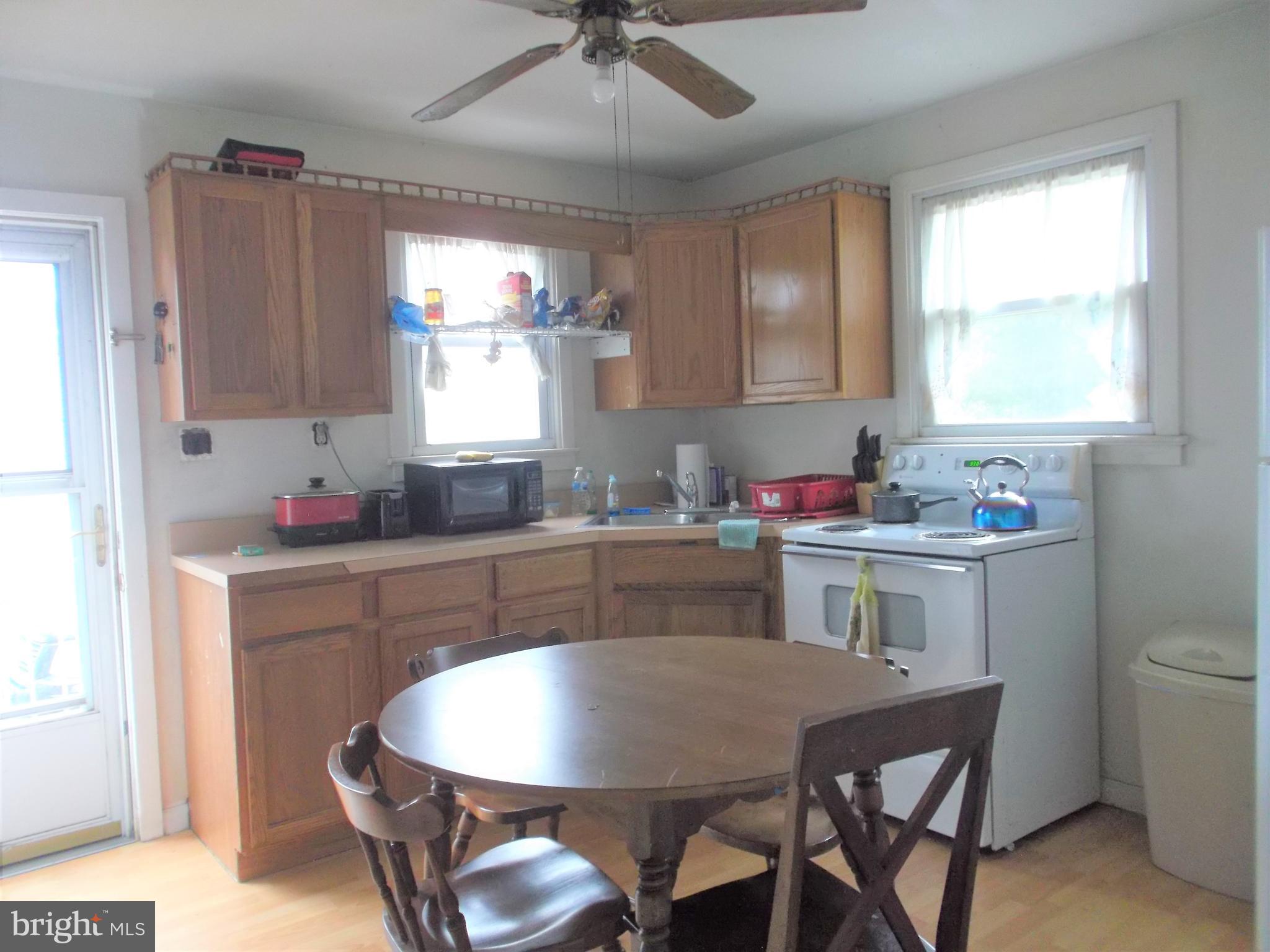 10 Rottau Avenue Pemberton, NJ 08068 - Photo 3 of 15 Kitchen