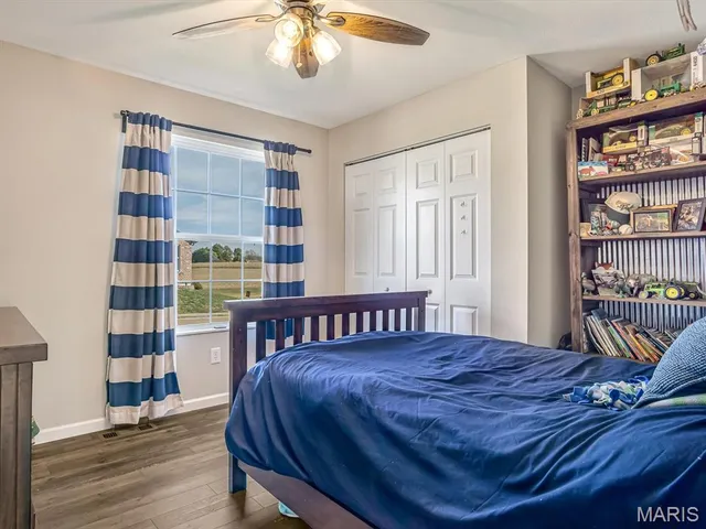 $310,000 | 510 Cliff View Place, Valmeyer, IL 62295