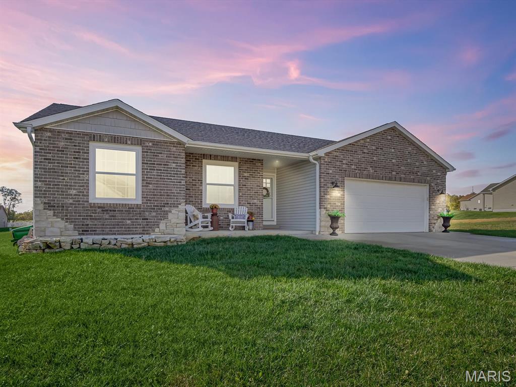 510 Cliff View Place Valmeyer, IL 62295 - Photo 4 of 26