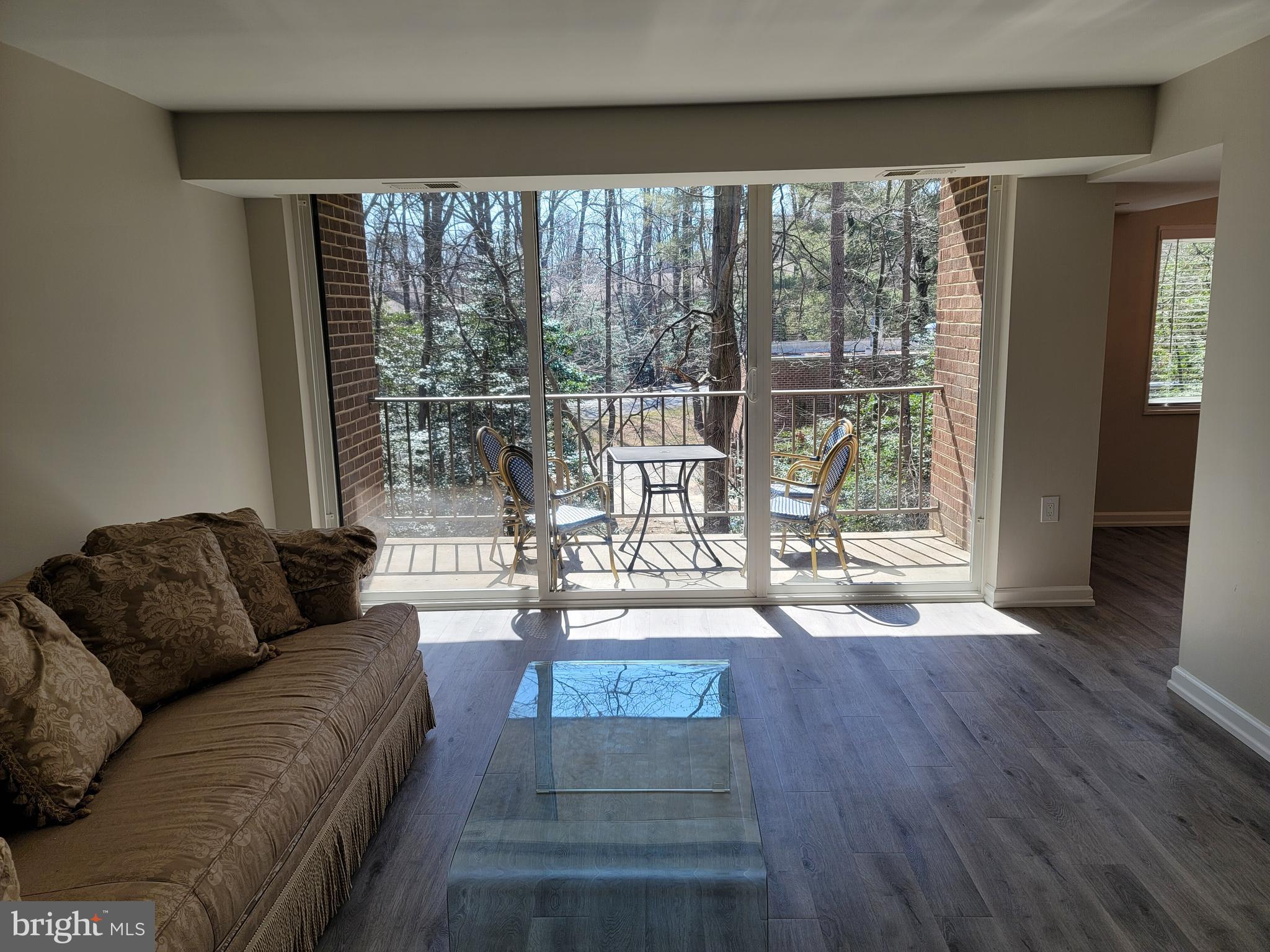 1411 Northgate Square, Unit 11B Reston, VA 20190 - Photo 3 of 15 Gallery Image 3