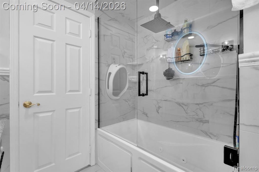 14549 Riverside Street Livonia, MI 48154 - Photo 18 of 48