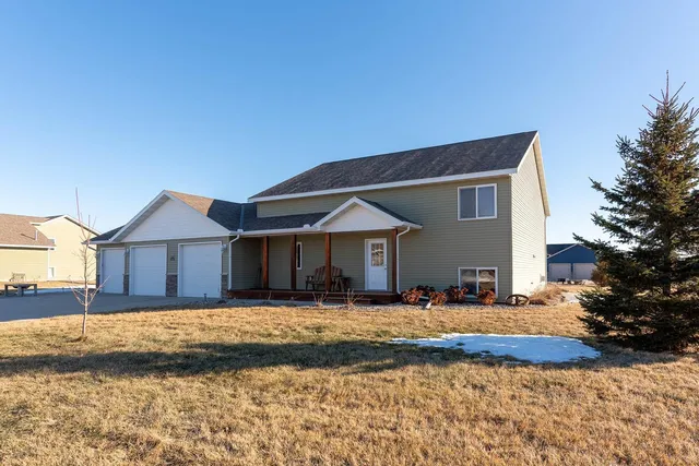 $389,000 | 141 Chase Avenue, Nicollet, MN 56074