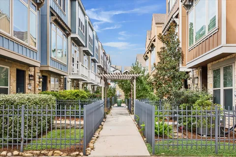 $499,900 | 713 Dorothy Street, Houston, TX 77007