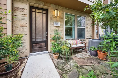 $499,900 | 713 Dorothy Street, Houston, TX 77007