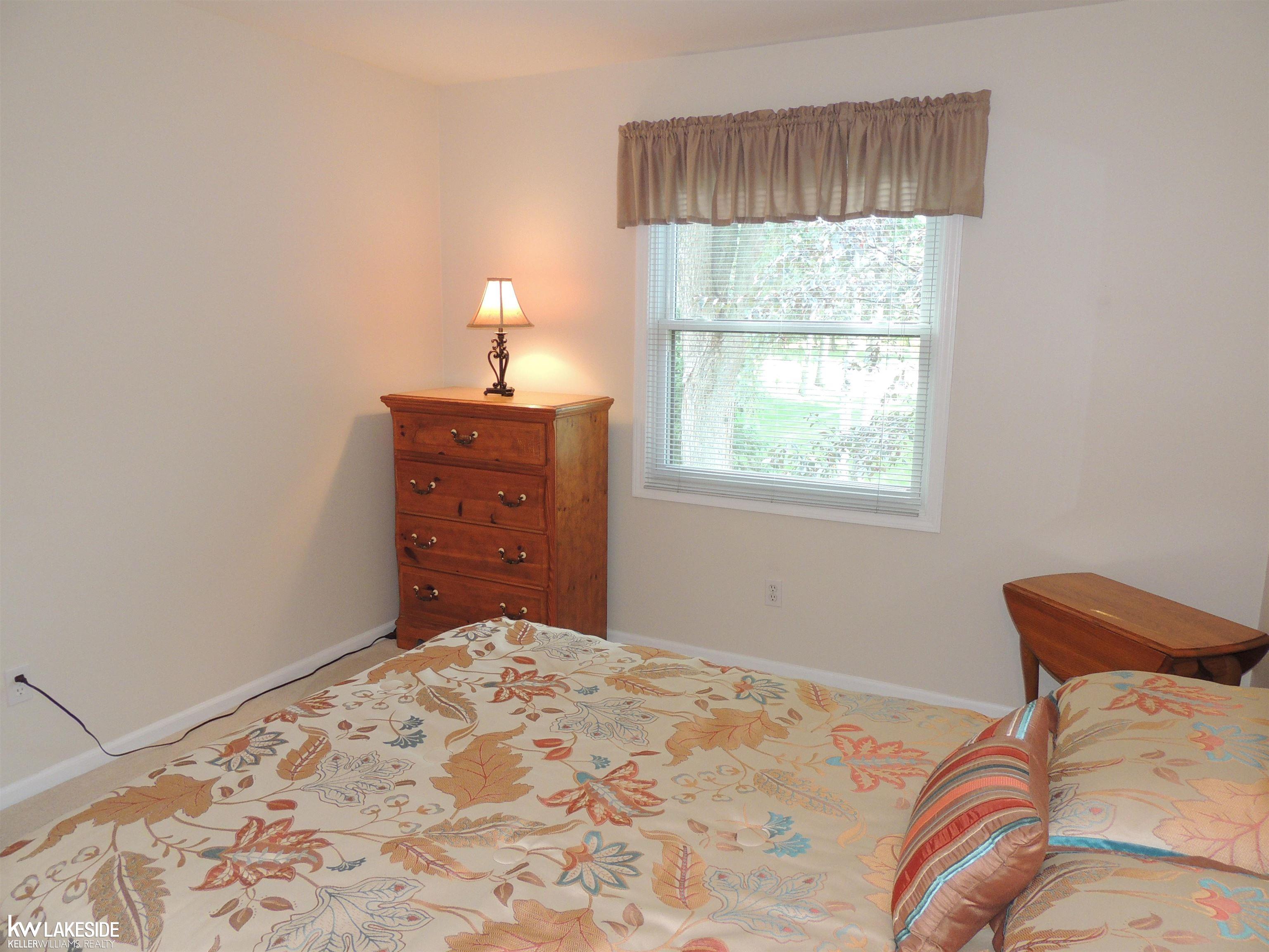 900 Ravine Terrace Drive Rochester, MI 48307 - Photo 57 of 66 50122149-56.JPG