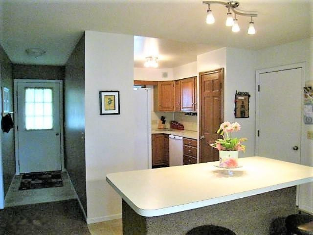 3268 Rockland Road Muskegon, MI 49441 - Photo 12 of 28 Island 2