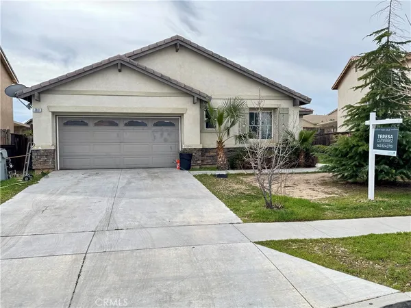 $440,000 | 13831 Coolidg Way, Oak Hills, CA 92344