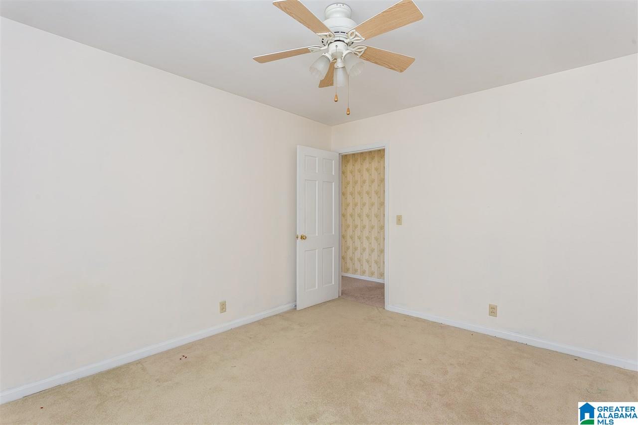 901 Magnolia Avenue Oneonta, AL 35121 - Photo 15 of 31