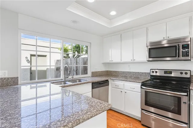 $1,139,000 | 32 Goldenbush, Irvine, CA 92604