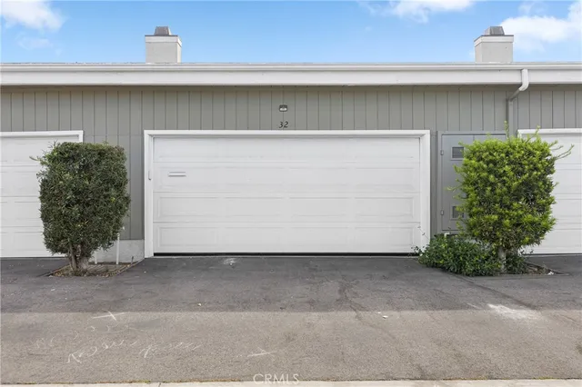 $1,139,000 | 32 Goldenbush, Irvine, CA 92604