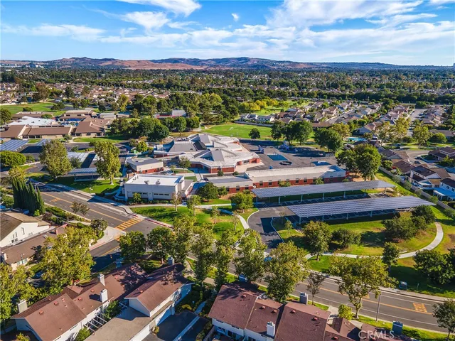 $1,139,000 | 32 Goldenbush, Irvine, CA 92604