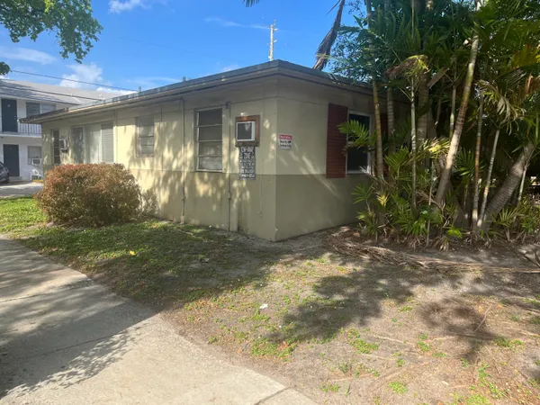 $1,195 | 505 North 20th Avenue, Unit 1, Hollywood, FL 33020