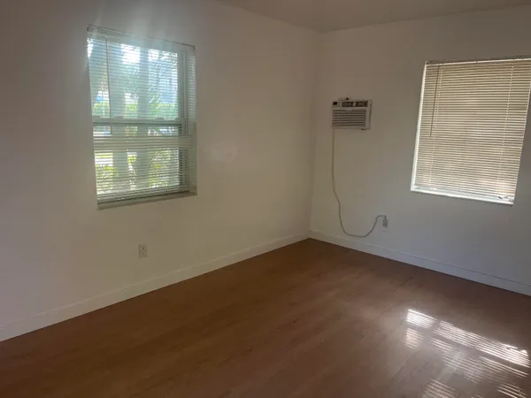 $1,195 | 505 North 20th Avenue, Unit 1, Hollywood, FL 33020