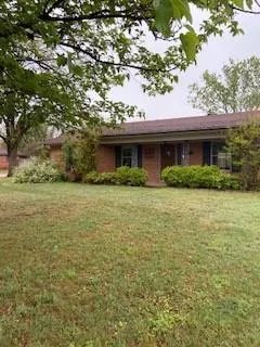 $2,395 | 2250 Greenbriar Drive, Abilene, TX 79605