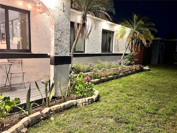 $3,100 | 581 Northwest 185th Street, Miami Gardens, FL 33169