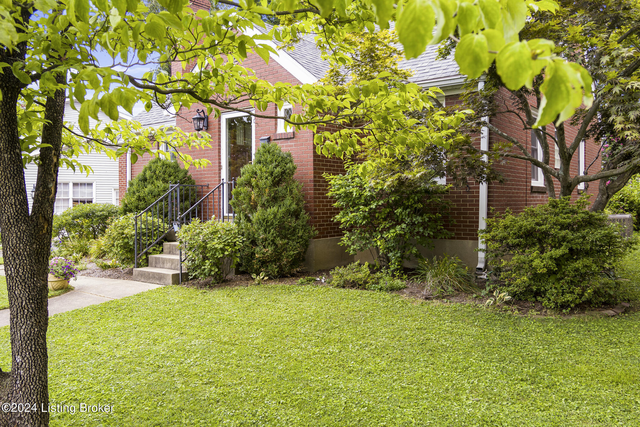2329 Manchester Road Louisville, KY 40205 - Photo 61 of 68 7