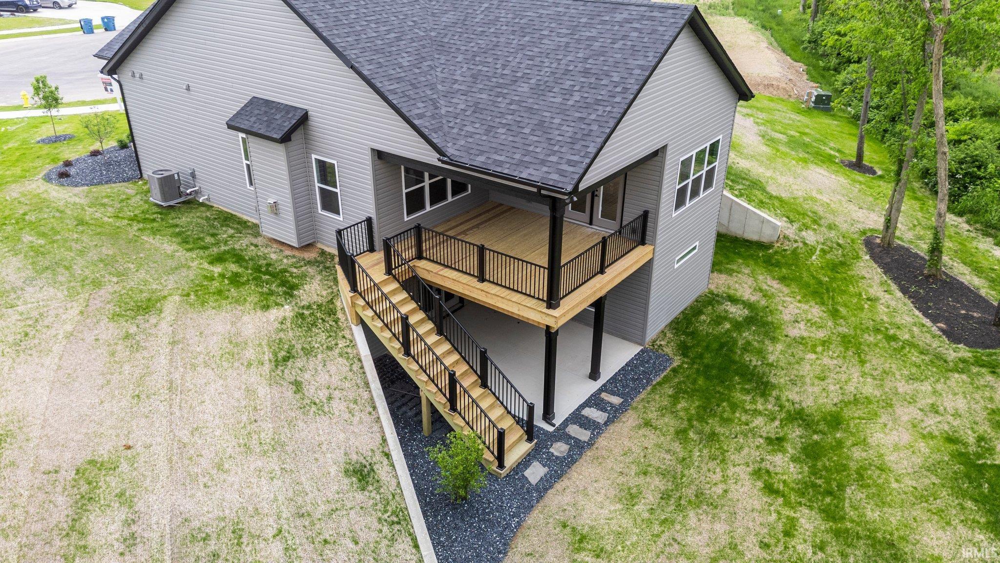 17867 Garnet Ridge Court Huntertown, IN 46748 - Photo 4 of 36 Gallery Image 4