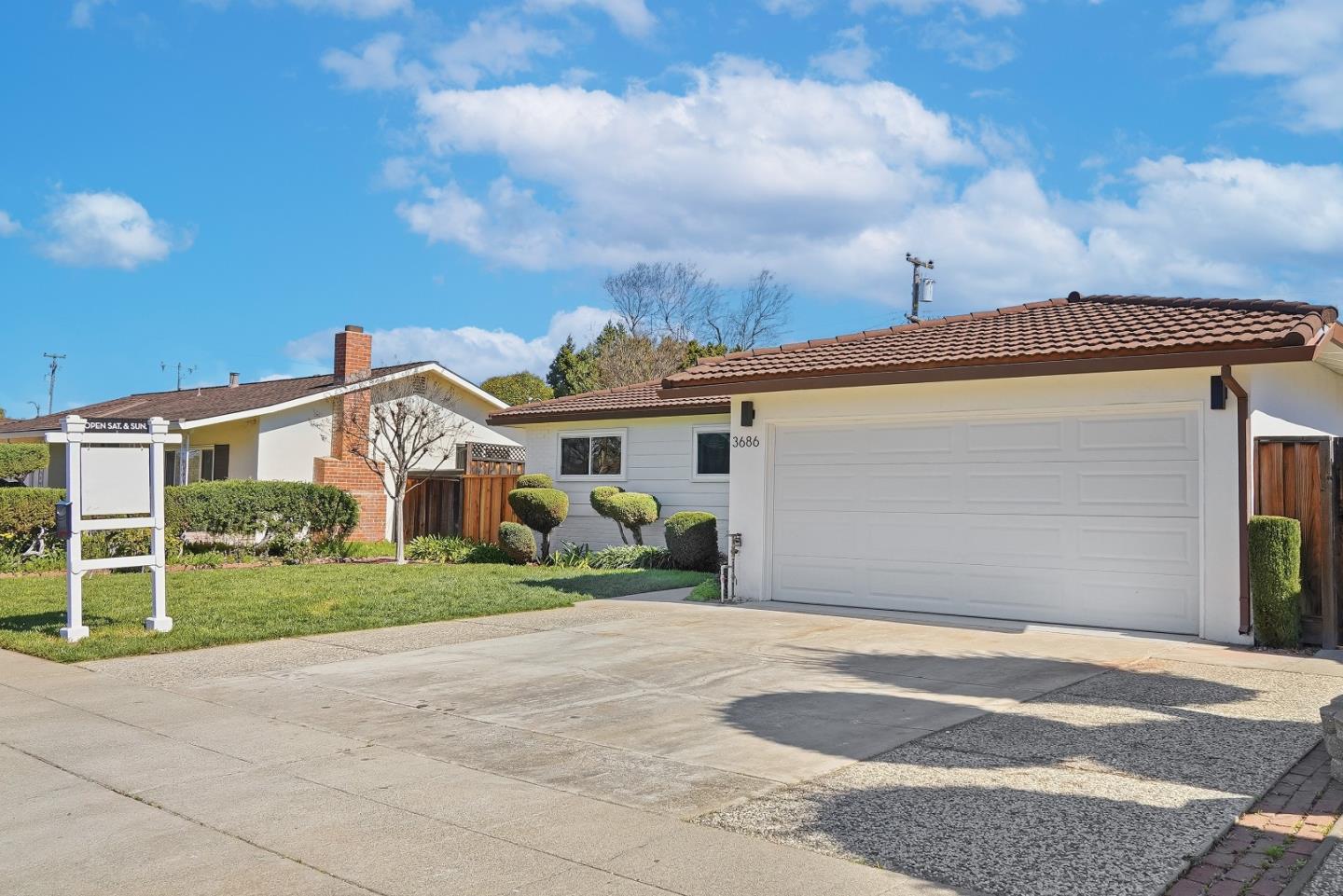 3686 Kirk Road San Jose, CA 95124 - Photo 5 of 50