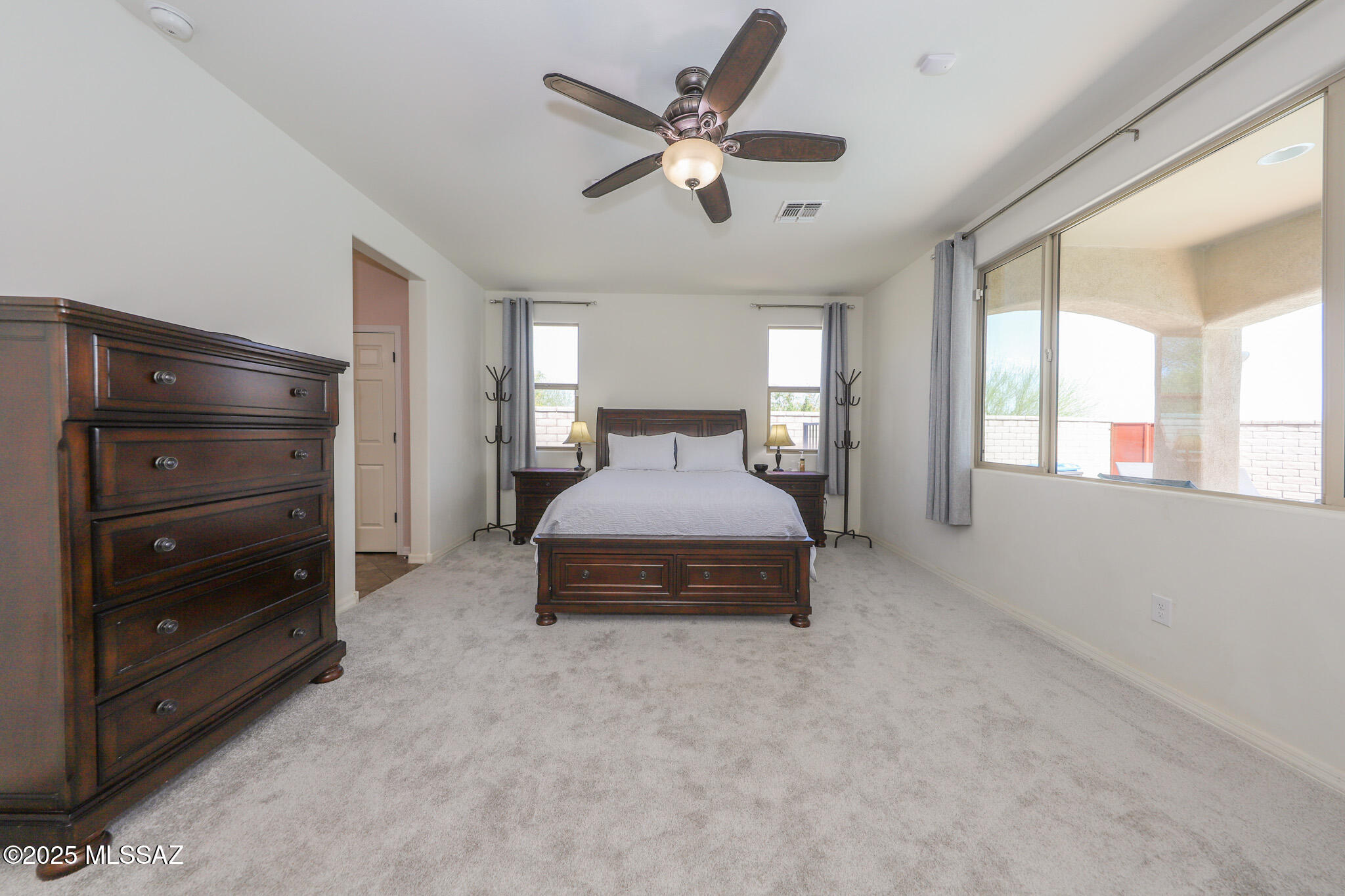 9426 Horned Lizard Loop Tucson, AZ 85747 - Photo 11 of 32