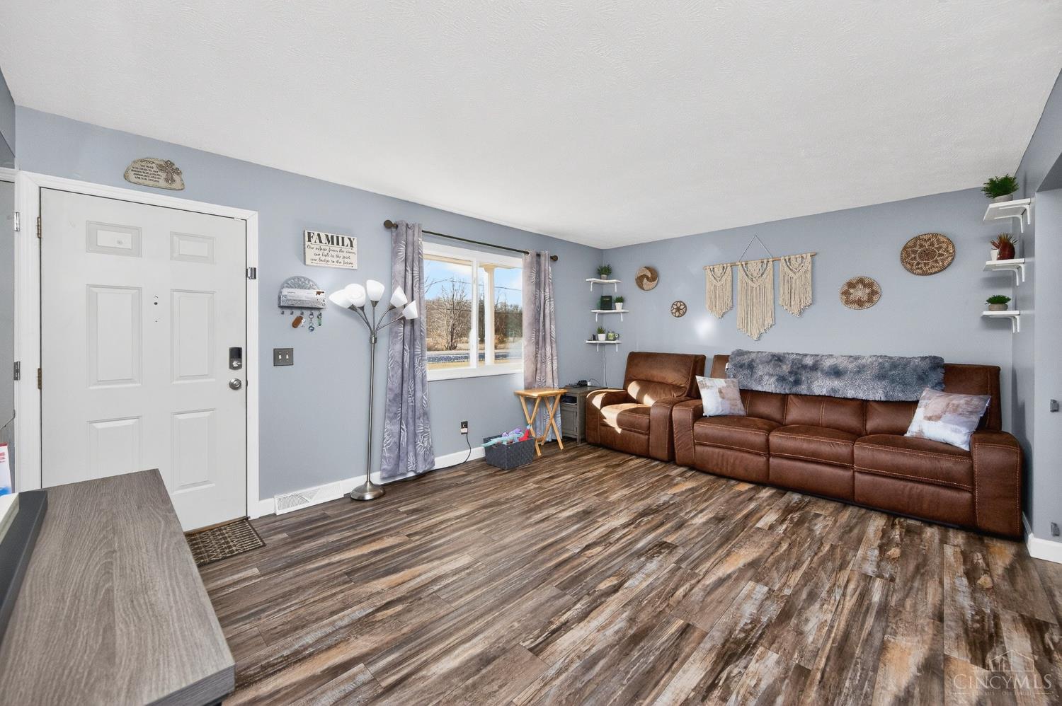 5860 Hutchinson Road Batavia, OH 45103 - Photo 9 of 36
