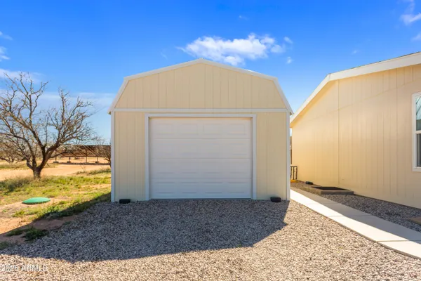 $435,000 | 3191 West Williams Road, Benson, AZ 85602