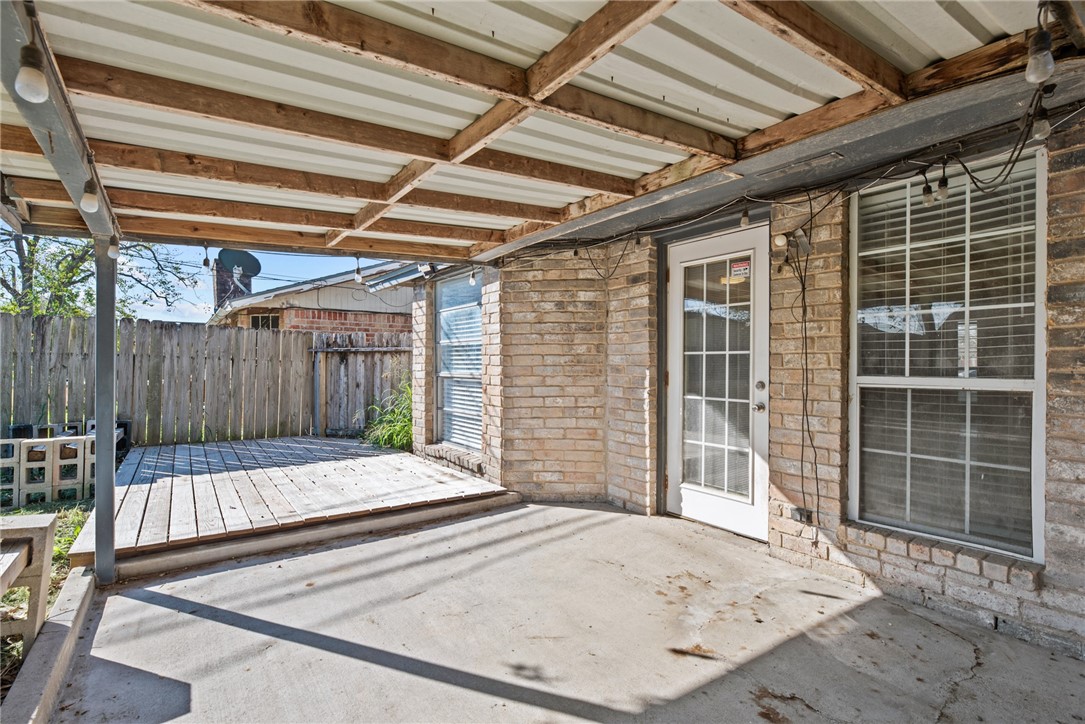 1910 Cherokee Street Corpus Christi, TX 78409 - Photo 20 of 23 a outdoor space with a bed