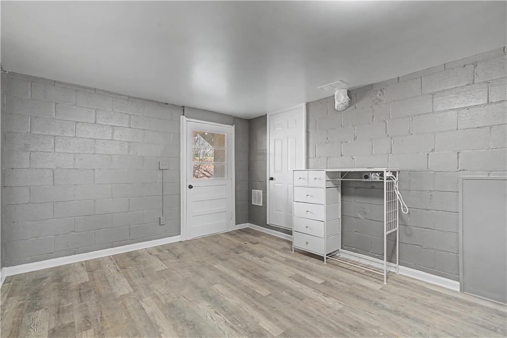 6442 Ford Road Flowery Branch, GA 30542 - Photo 23 of 27