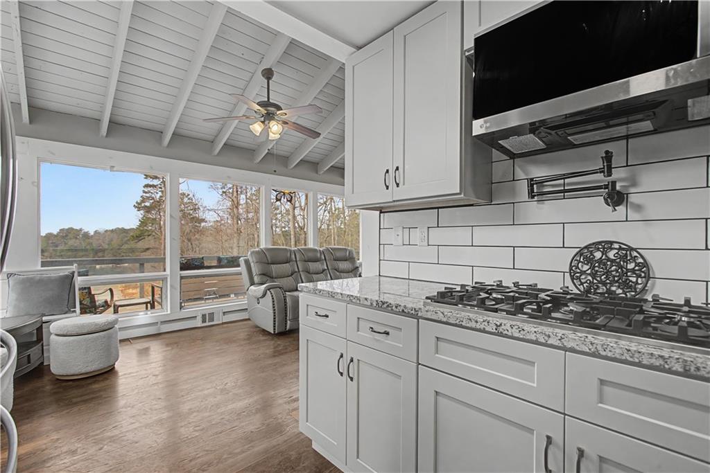 6442 Ford Road Flowery Branch, GA 30542 - Photo 6 of 27