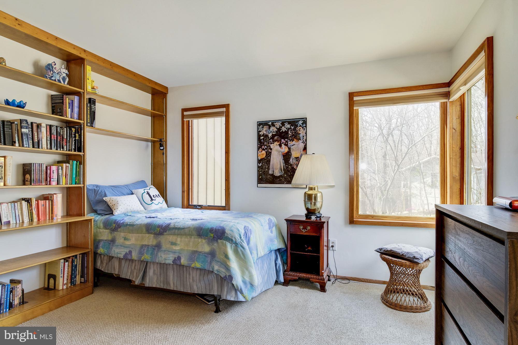 24300 Hanson Road Gaithersburg, MD 20882 - Photo 17 of 29 Gallery Image 17