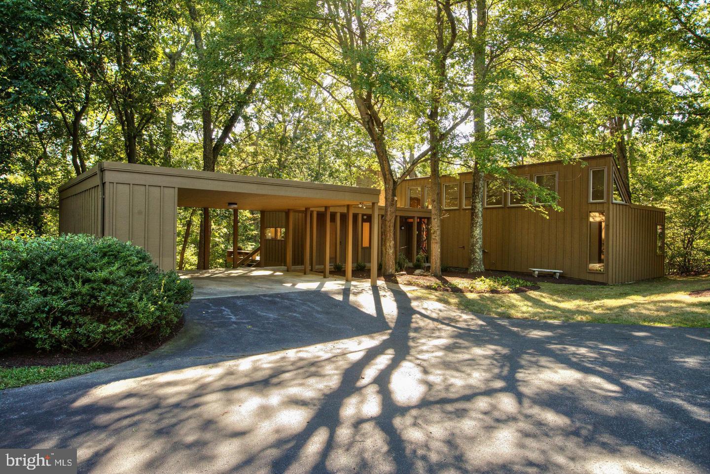 24300 Hanson Road Gaithersburg, MD 20882 - Photo 28 of 29 Gallery Image 28
